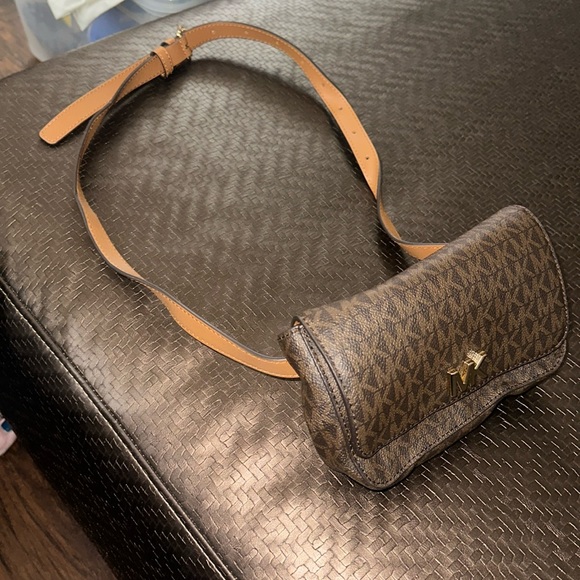 Belt Michael Kors Purse - Picture 1 of 2